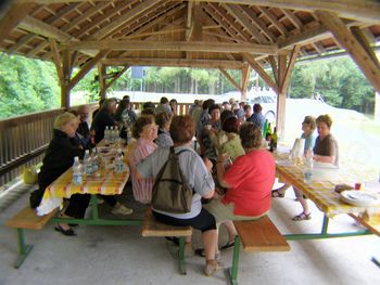 Srečanje članov društva upokojencev  Dvor