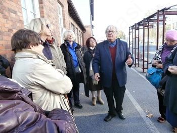 Ekskurzija bralnega krožka v Maribor in srečanje s Tonetom Partljičem Ekskurzija bralnega krožka v Maribor in srečanje s Tonetom Partljičem