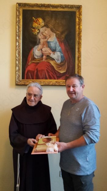 Župan Miran Zadnikar čestital slavljencu P. Poklikarpu 