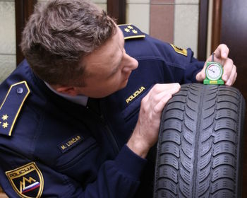 Nasveti za varno zimsko vožnjo