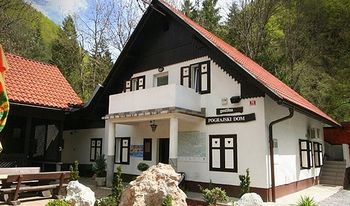 Turistično društvo Polhov Gradec in gostilna Pograjski dom