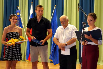 Županova pohvala borovniškim floorballistom