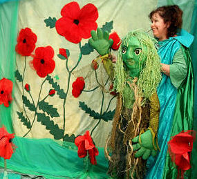 Pravljični svet z lutkami