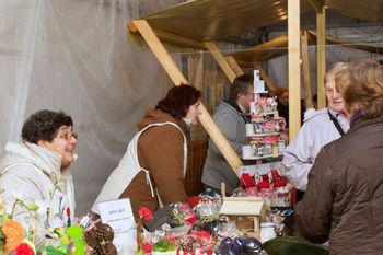 Obvestilo o javnem Povabilu za najem stojnice v okviru prireditve »BOŽIČNI VOJNIK 2016«