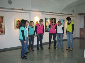 Otvoritev razstave slik Elene Churnosove