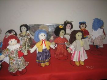 Miklavžev sejem - prodajna razstava punčk iz cunj