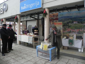 POROČILO O ŽREBANJU NAGRADNE KARTICE VESELJA 2012