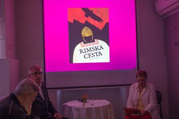 Upor je bil ponovno v zraku