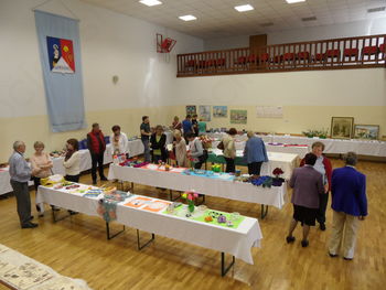 Razstava izpod pridnih rok Šembidcev