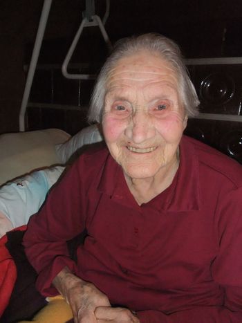 "Ko je sonce, berem še brez očal"