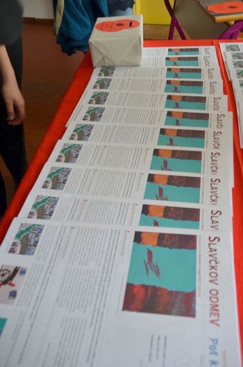 Priznanje za najboljše raziskovalno šolsko glasilo posvečeno zgodovinski temi v roke Osnovni šoli  Simona Gregorčiča Kobarid