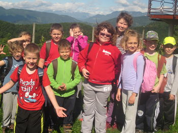 Planinski pohod v jamo Pekel