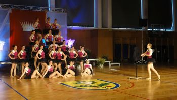 8. Vesnin ples ob glasbi, plesu in pozitivni energiji