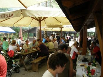 6. Srečanje priseljenih občanov z domačini "Tu smo doma"