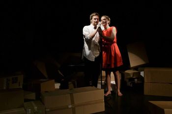 Stoli po motivih E. Ionesca