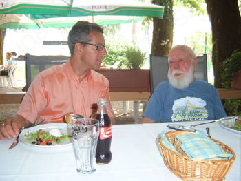 NAMESTNIK NIZOZEMSKEGA VELEPOSLANIKA NA NEURADNEM OBISKU V BOVCU