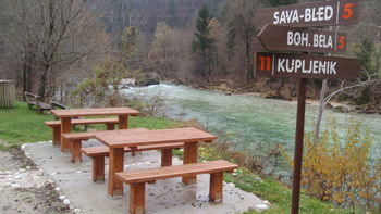 Obnovljena sprehajalna pot ob Savi