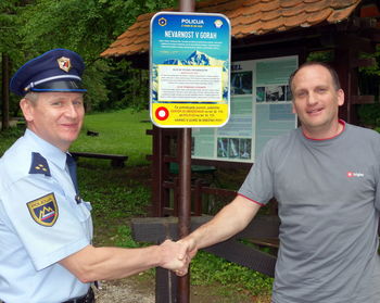 S skupnimi močmi za varno pot v gore