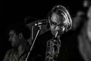 Ana Desetnica & Towel of Shower