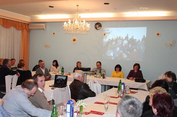 Zdravje, delo, rože in jutranja zarja