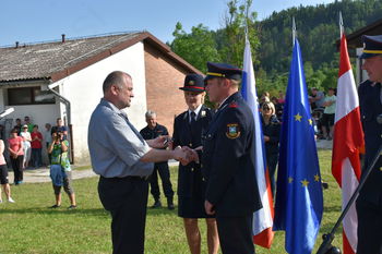 Predaja ključev gasilskega vozila Prostovoljnemu gasilskemu društvu Breginj