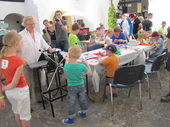 VALVASORJEVO DRUŽINSKO POPOLDNE