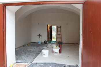 Obnovljena mrliška vežica v Črešnjicah