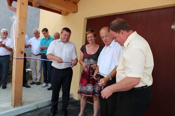 Otvoritev mrliške vežice v Črešnjicah