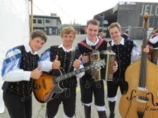 OBČINA TRŽIČ NA GORENJSKI PLAŽI V NEDELJO GOSTI PREDIZBOR ZA NAJSTAREJŠI FESTIVAL DOMAČE GLASBE PRI NAS – PTUJSKI FESTIVAL 