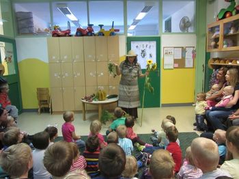 Tetka Jesen v vrtcu Cirkovce