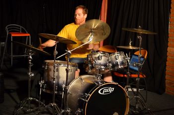 Predstavitev bobnarske delavnice