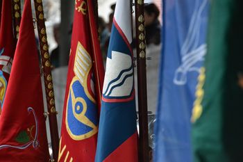 Praznovali dan samostojnosti in enotnosti Praznovali dan samostojnosti in enotnosti