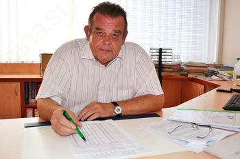 Sodna poravnava z bivšim direktorjem ZDV zaključena Sodna poravnava z bivšim direktorjem ZDV zaključena