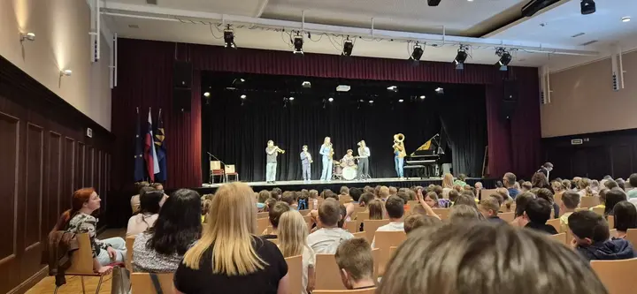 Glasbeni nastop Glasbene šole Ravne na Koroškem
