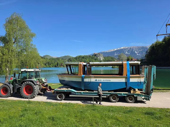 Nov hidrobus Črtomir, vir: Občina Bled