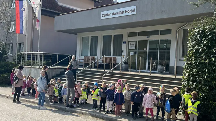 Druženje z varovanci Doma starejših Horjul