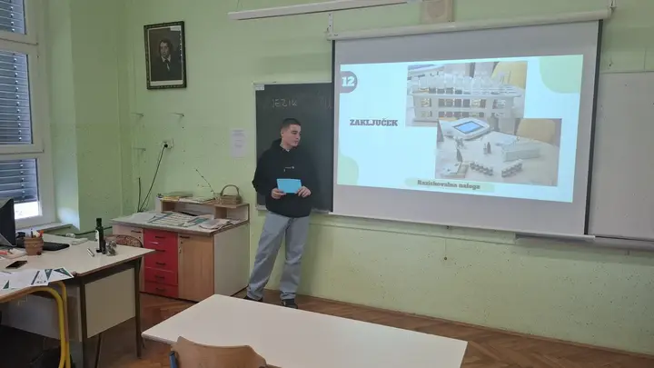 Uspehi mladih raziskovalcev 