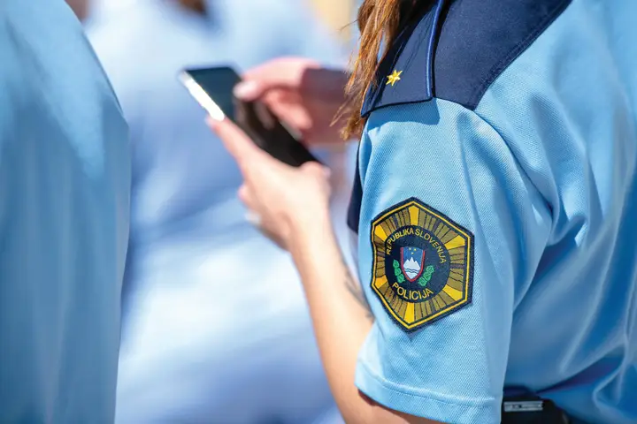 simbolična slika policije