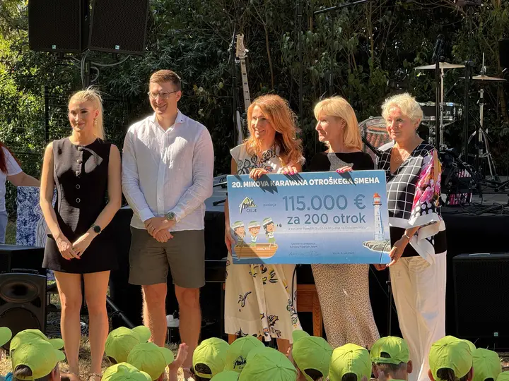 Mikova karavana otroškega smeha praznuje 20 let: več kot 2500 otrok na brezskrbnih počitnicah