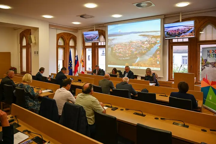 Župan z ministrom Novakom o projektih na področju voda