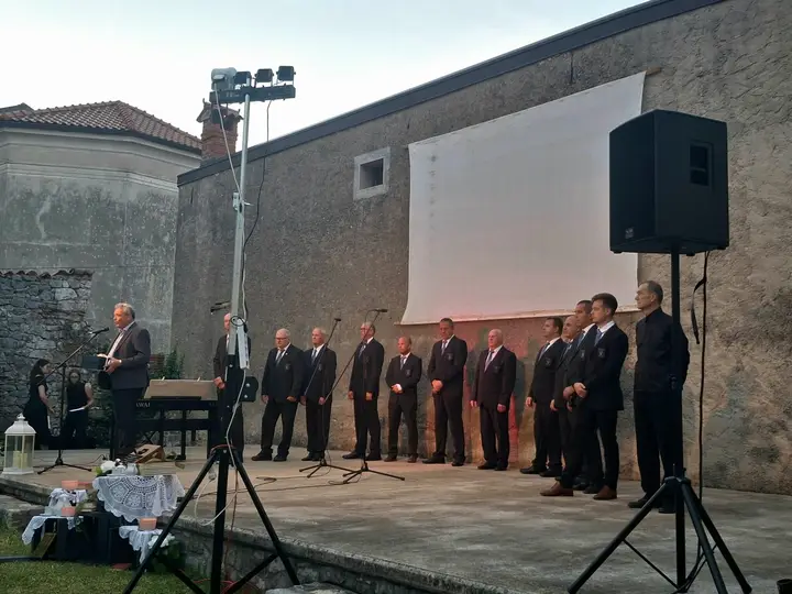 Moški pevski zbor Kras