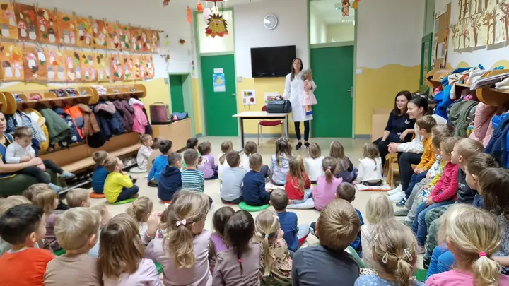 Zdravnica na obisku v vrtcu