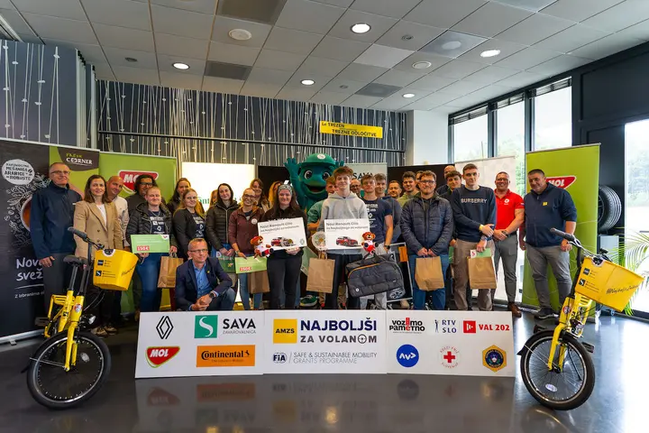 Najboljša za volanom 2026 sta Beti Kočet in Tadej Čuš