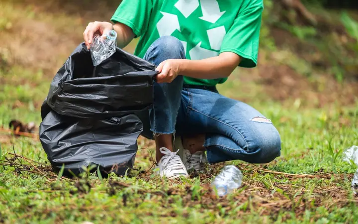 V letošnji čistilni akciji sodelovalo 15 društev in 275 udeležencev