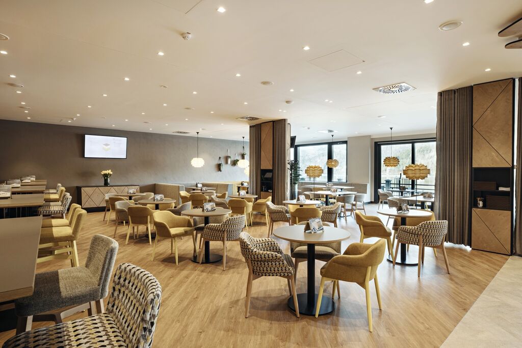 Slovesna predstavitev nove knjige Bledologija: Vse, kar morate vedeti o Bledu