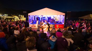 Prižig lučk in otvoritev Praznične promenade