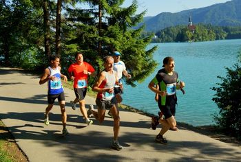 5. Brooks-ov tek okoli jezera