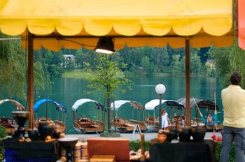 Sejem domače in umetnostne obrti