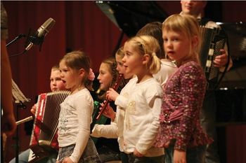 2. koncert iz cikla: Sekstet flavt z ansamblom