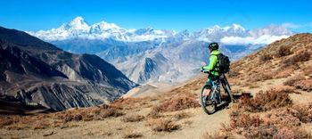 S kolesom okrog Annapurn, potopisno predavanje Mojce Odar